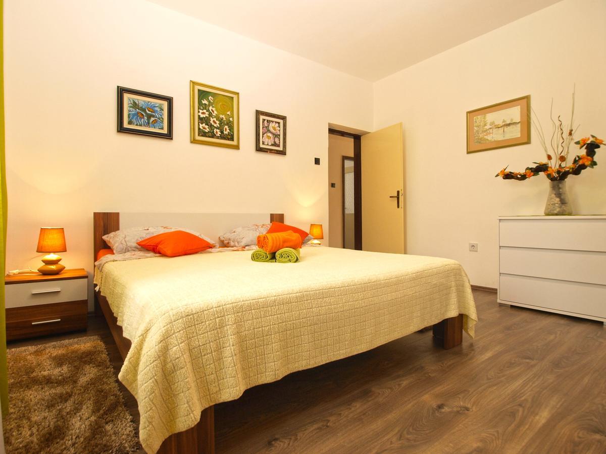 Apartment Luciano 1540 Pula Exteriör bild